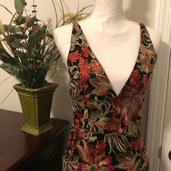 STUNNING PARTY DRESS/FORMAL DRESSES - Picture 5 of 7